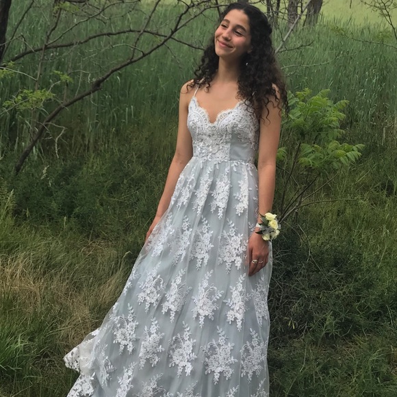 Prom Dress - Picture 1 of 5